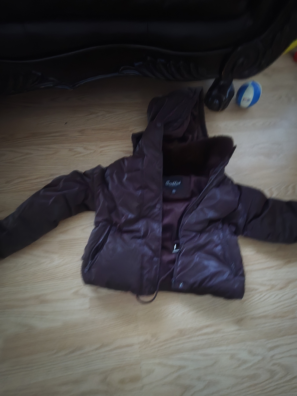 Kids Hooded Puffer Jacket in Deep Burgundy